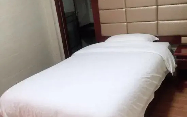 Emeishan Friendship Hotel