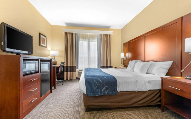 Comfort Suites Findlay I-75 near Sports Complex