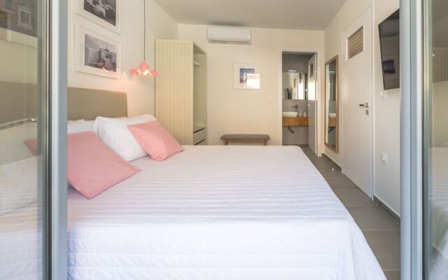 Rotunda Suites