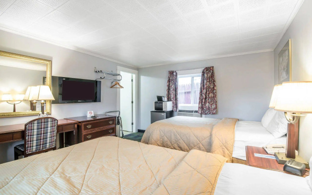 Royal Inn Claremont