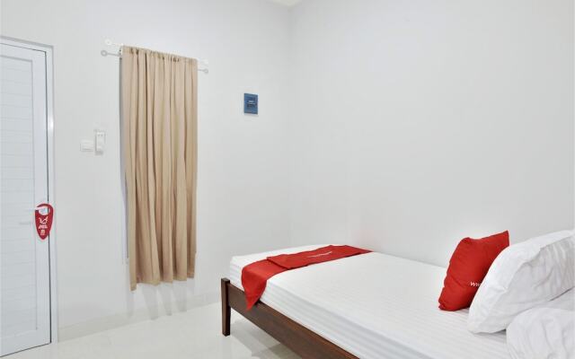ZEN Rooms Bintaro Sector 3