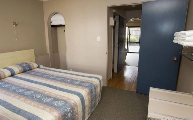 Aspen Manor Motel
