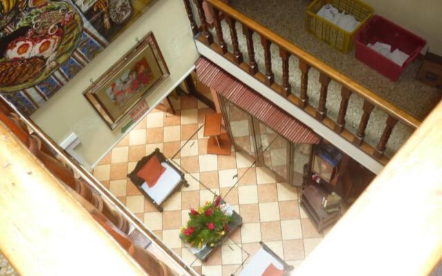 Hotel Quetzali