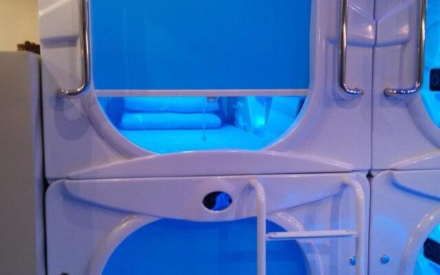 Lanzhou Apollo's Night Capsule Youth Hostel