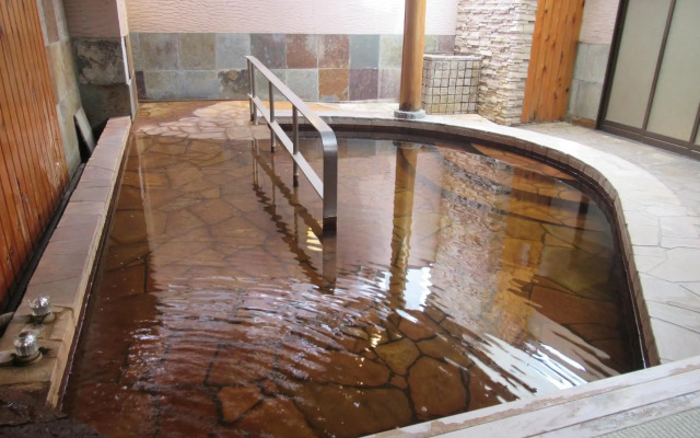 Tsurusaki Hotel