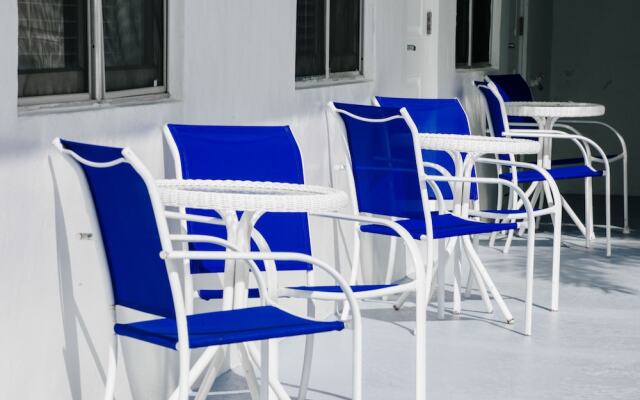 Sea Spray Inn