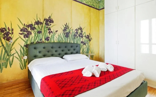 Moscova Balcony Flat