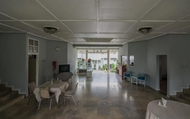 RedDoorz near Farm House 2