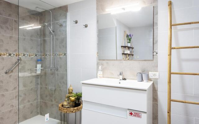 Home2Book Palm Beach & Relax