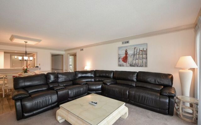 Shoreline 2072 Condo by RedAwning