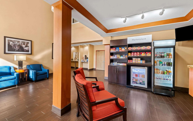 Comfort Suites Roanoke - Fort Worth North