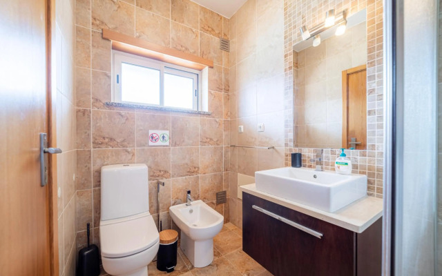 Ponta da Piedade Family House