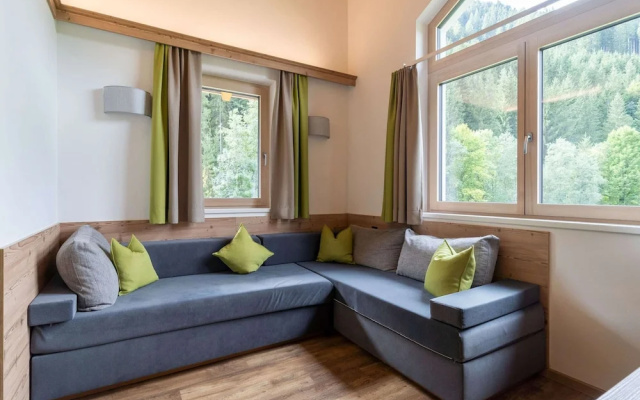 Luxury Chalet in Saalbach-hinterglemm With Sauna