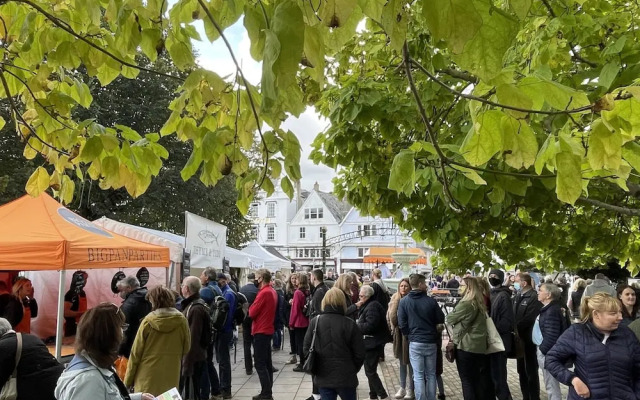 Two Guns in Kingswear