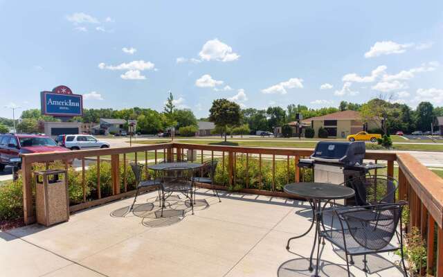 AmericInn by Wyndham West Bend