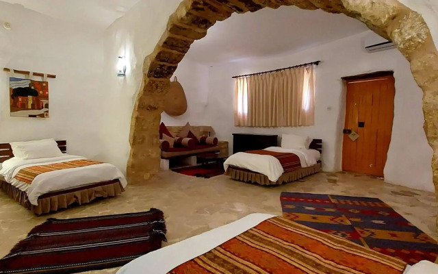 Hayat Zaman Hotel & Resort