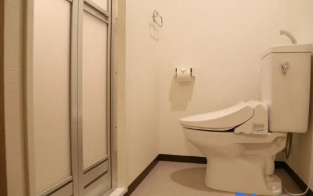 Tokyo E Joy Inn