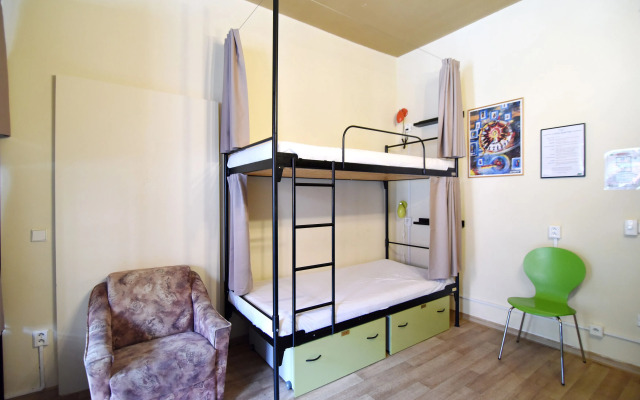 Hostel Little Quarter