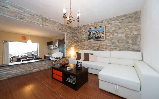 Apartment 50 Meters from the sea GC16
