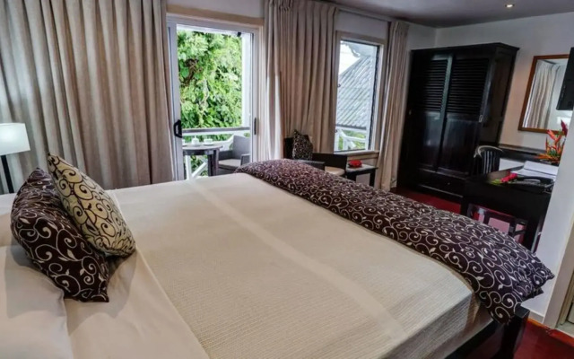 The Seaview Lodge
