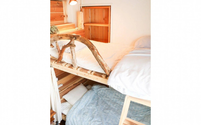 Guest House Shirahama R cafe – Caters to Women - Hostel