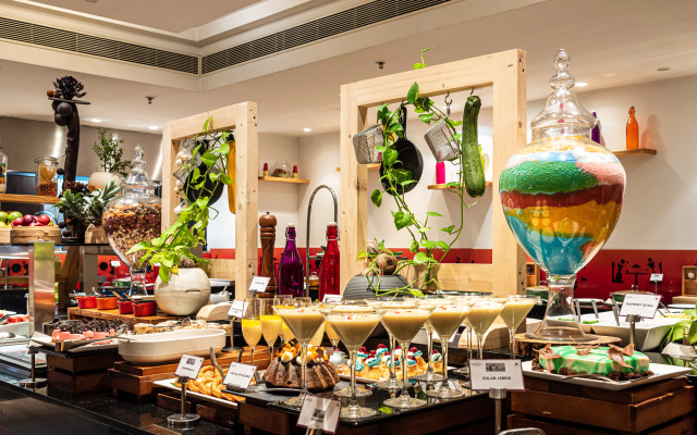 Mercure Hyderabad KCP Hotel