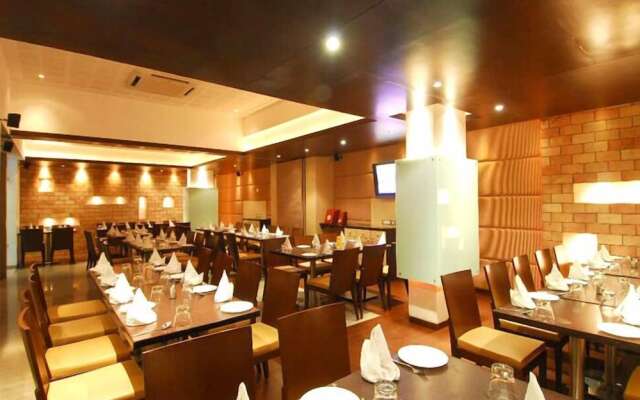 Hotel Varishtta Executive Inn