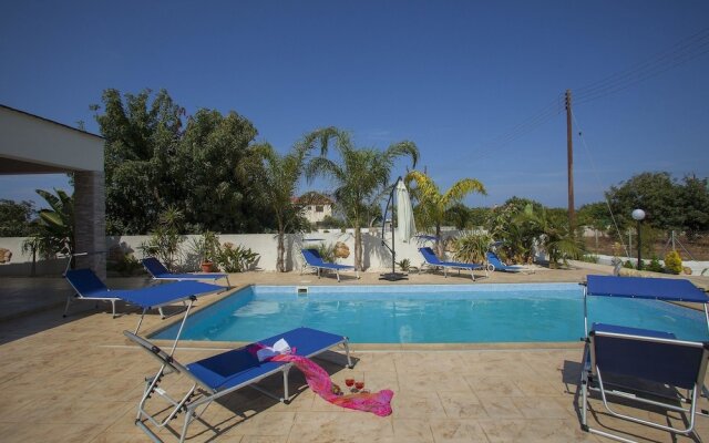 Cyprus Villa Raph Platinum