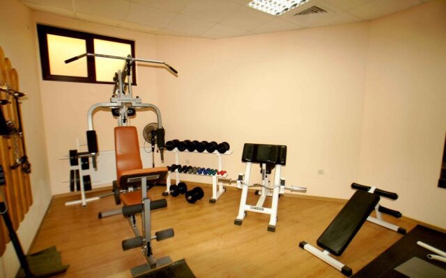 Hotel Bor