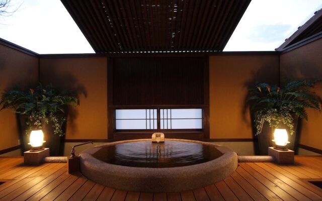 Urban Villa Konaya Hotel