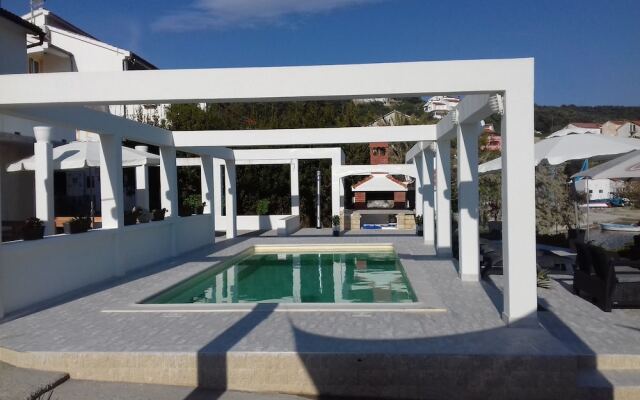 Room in Apartment - Apartments and Rooms With a Swimming Pool Kampor - rab