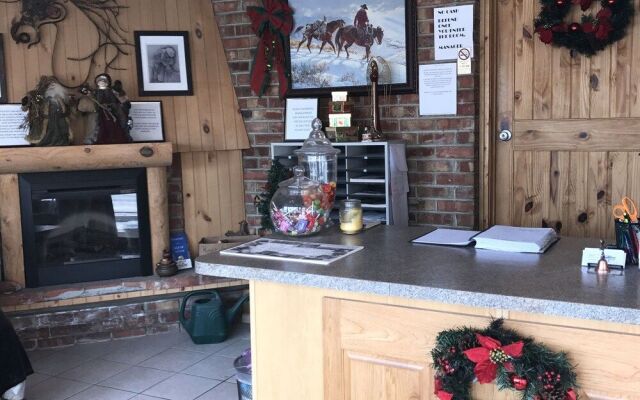 Rustic Inn Motel