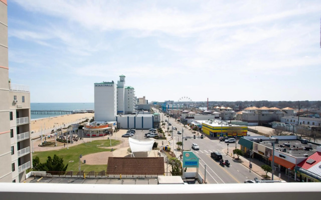 Super 8 By Wyndham Virginia Beach Oceanfront