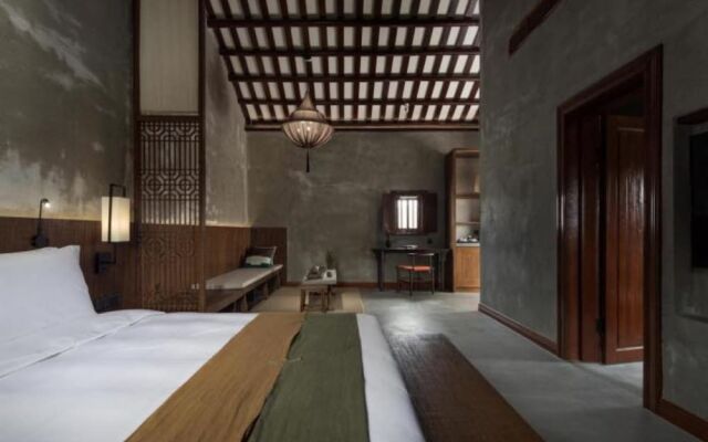 Deng Stone House Pastoral Resort