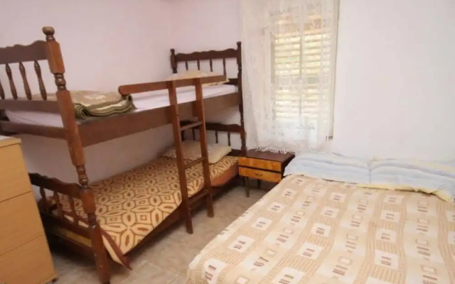 Peaceful 2-bedroom Robinson House Orca