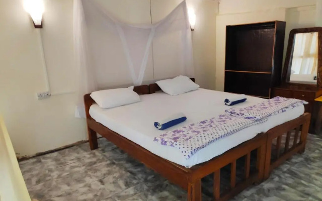 Lactos Cressida Resort
