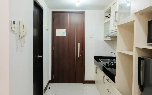 Cozy with City View Studio at Scientia Apartment