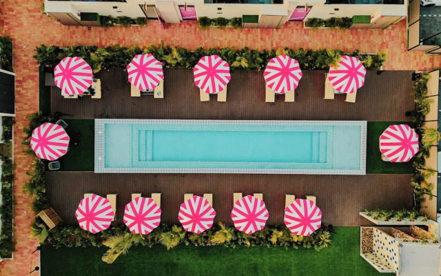 Privada Stays - Private Pools & Colorful-Chic Boutique Hotel