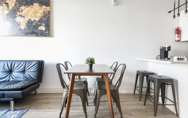 Luxury 1BR 30 Mins to Manhattan Evonify