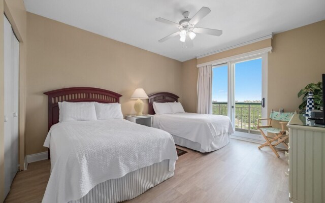 Beach Colony West 8A