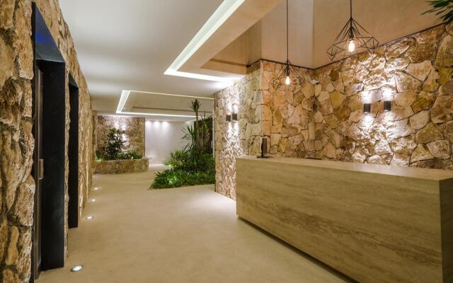 Elegant Apartment | Eco-Pool & Solarium | Speedy Wifi | Social Terrace | Concierge