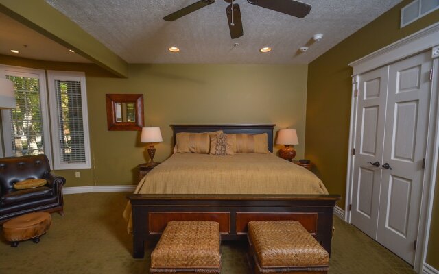 Champagne Taste 6 Bedroom House