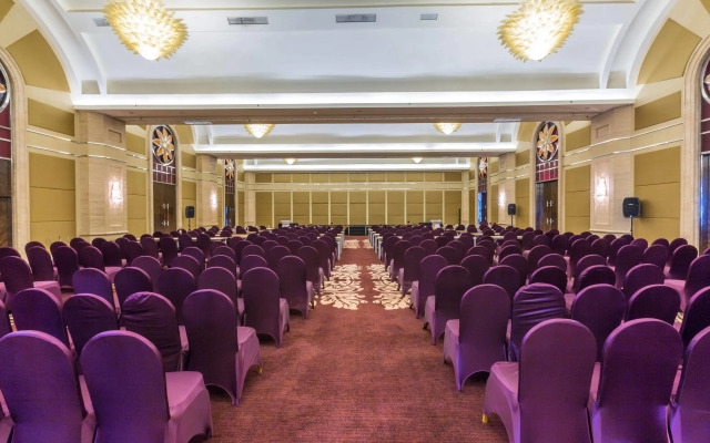 Wyndham Surabaya City Centre