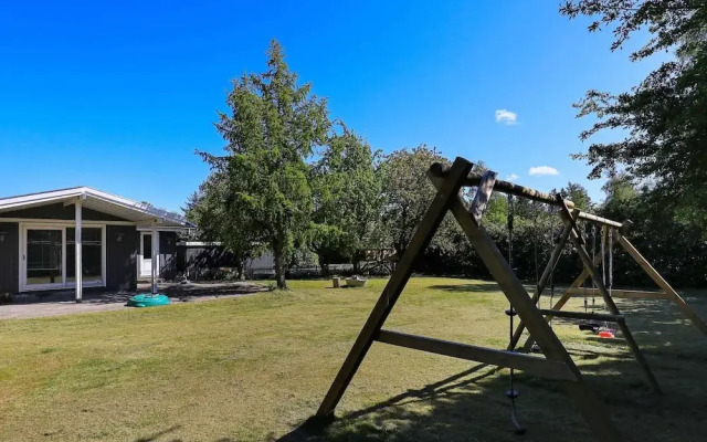 Seaside Haven in Stoense-by Traum