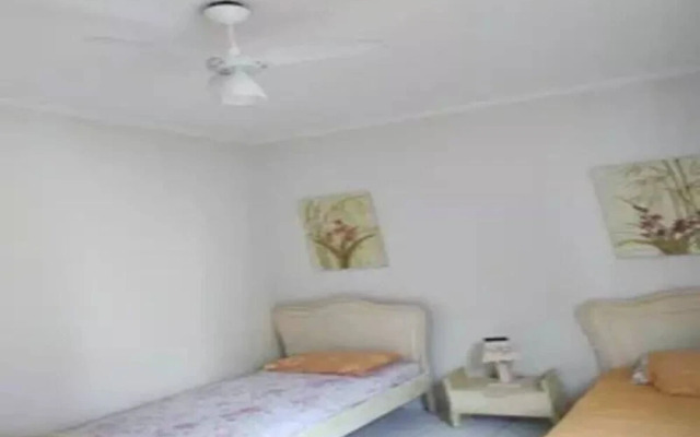 Apto pé na areia na Praia Pitangueiras