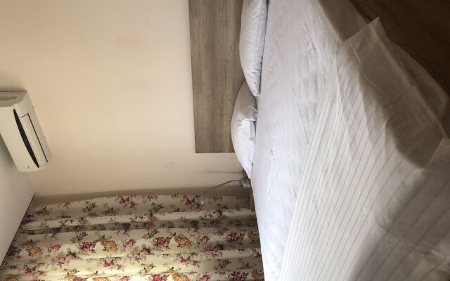 D&C Apartments in Garden of Eden
