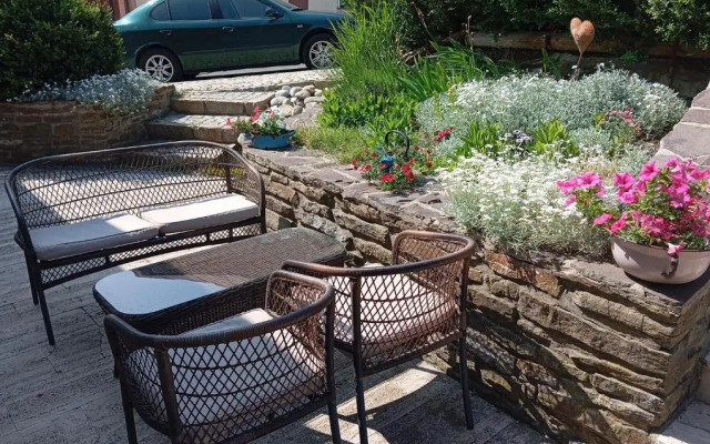 Guest House Tri Korunky