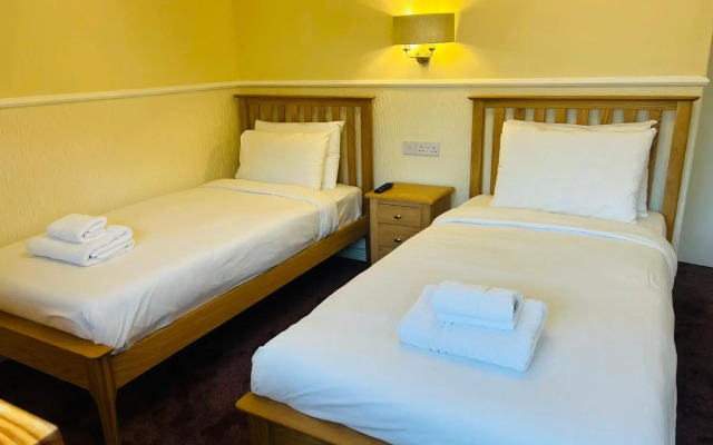 Rothwell House Hotel .