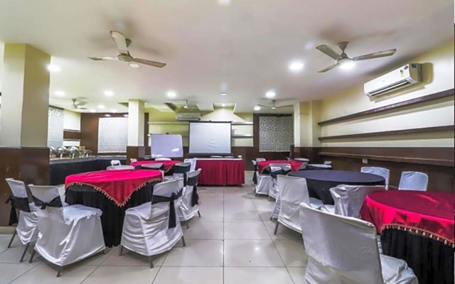 Hotel Mandakini Plaza