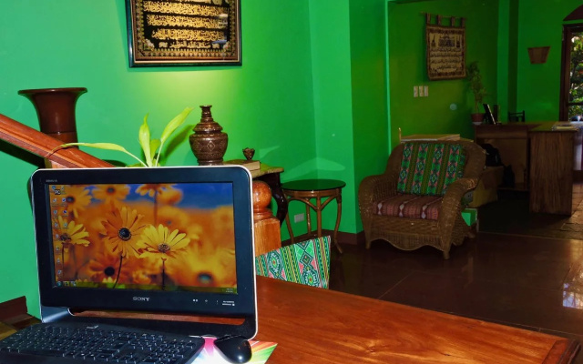 Tinhat Boutique Hotel and Restaurant